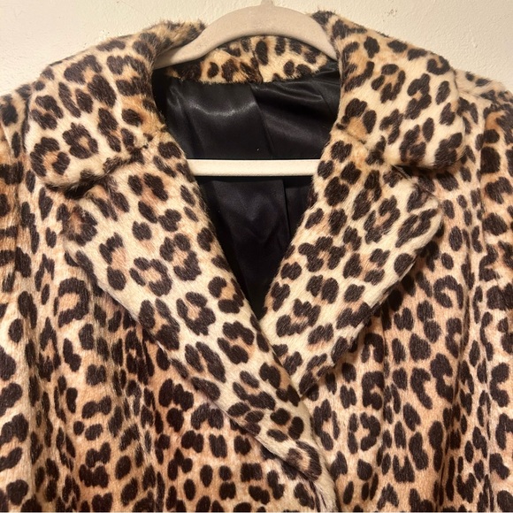 Vintage leopard print faux fur coat - Picture 2 of 6
